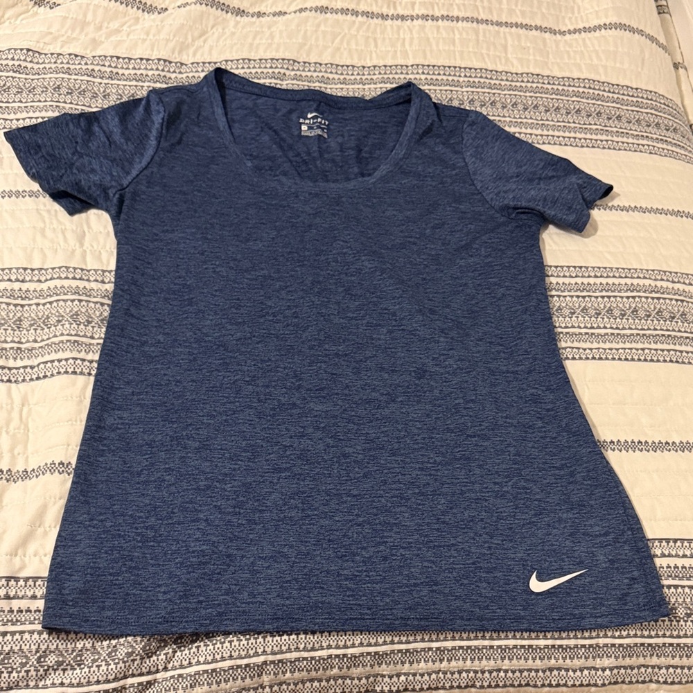 Nike Women’s Navy Heather Short Sleeve Dri-Fit Tee